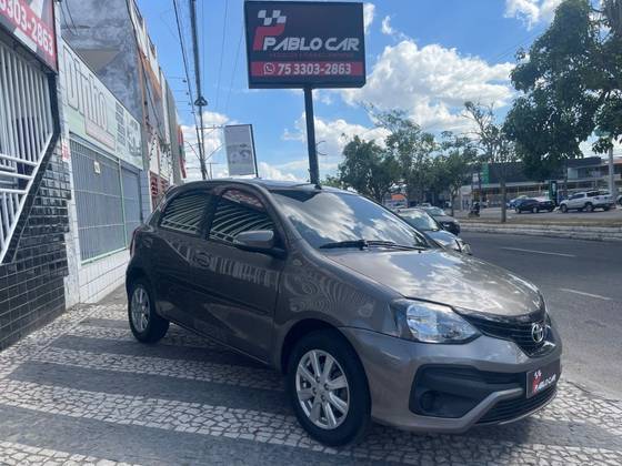 TOYOTA ETIOS 1.5 X PLUS 16V FLEX 4P AUTOMÁTICO TOYOTA ETIOS 1.5 X PLUS 16V FLEX 4P AUTOMÁTICO